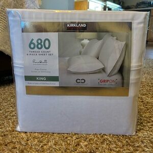 Kirkland Signature Cream King Sheet Set